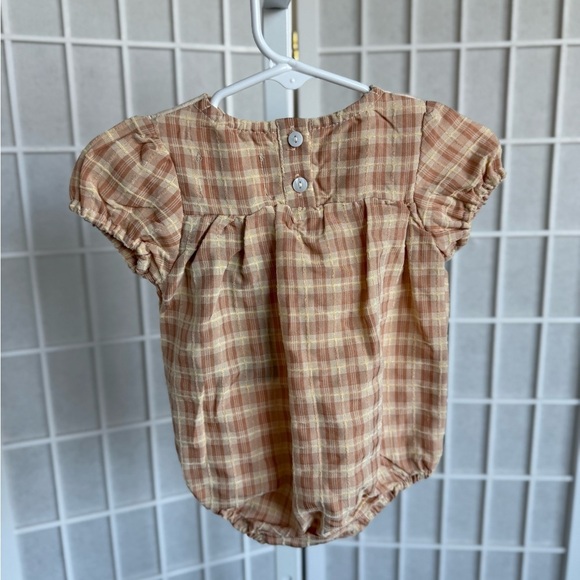 NWT MANIERE Textured Plaid Romper, Peach | 3M 🔥CLEAR THE CLOSET - Picture 3 of 4